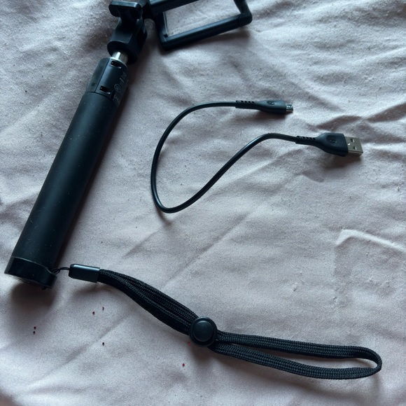 NWT selfie stick - Picture 3 of 3